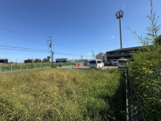 北余部　新築分譲住宅の外観|ＬＤＫ約１８帖以上！ゆとりあるリビング家族の時間も増えますね♪家族を身近に感じるリビング階段がある区画もあります！ライフスタイルに合わせてお選びいただけます♪