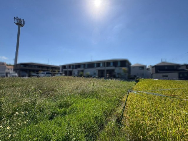 北余部　新築分譲住宅の外観|ゆとりある洗面室は、朝の身支度や家事のストレスを減らし、日常に上質な時間をもたらす理想的な空間です♪ 