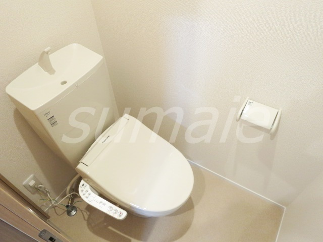 ラルーチェのトイレ|嬉しい温水洗浄付のトイレです♪