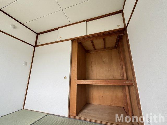 光明台30号棟の収納