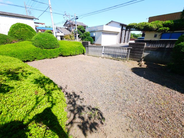 山武郡横芝光町横芝　中古戸建の庭|敷地約373坪  6SDK 庭園本格和風住宅 JR総武本線横芝駅徒歩約7分 