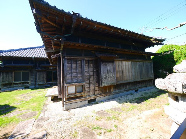 山武郡横芝光町横芝　中古戸建の庭|敷地約373坪  6SDK 庭園本格和風住宅 JR総武本線横芝駅徒歩約7分 