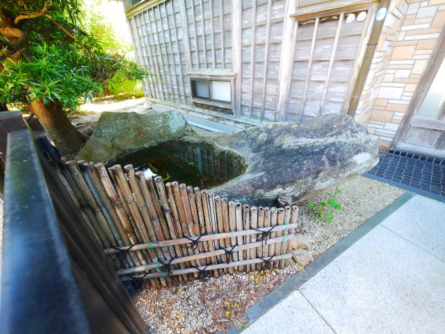 山武郡横芝光町横芝　中古戸建の庭|敷地約373坪  6SDK 庭園本格和風住宅 JR総武本線横芝駅徒歩約7分 