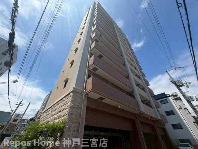 プレサンス神戸裁判所前デリシアの外観