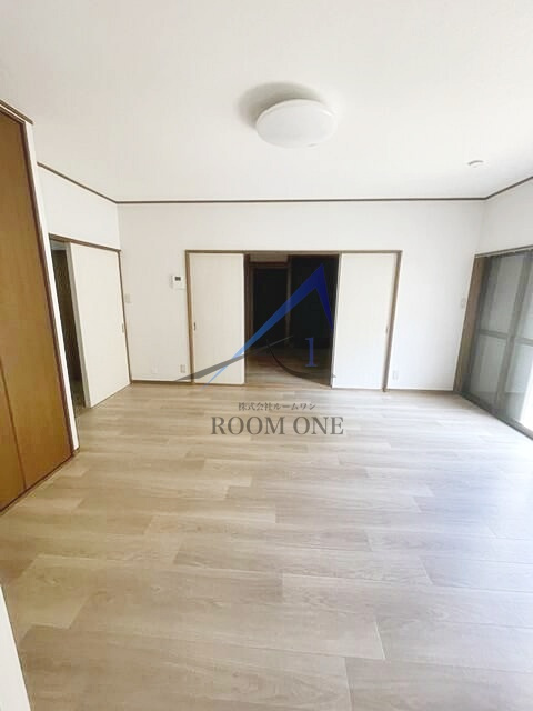 クレスト大井の居間・リビング|洋室のお部屋です。