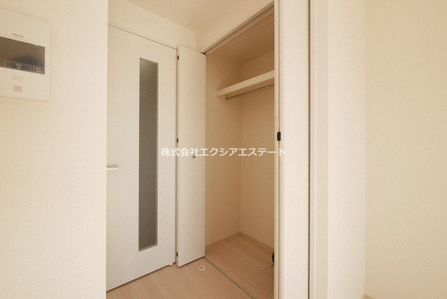 セオリー天王寺南ＤＯＯＲの収納