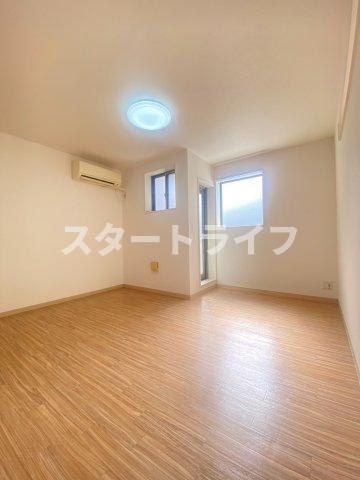 大阪市都島区都島本通２丁目の賃貸マンションの居間・リビング
