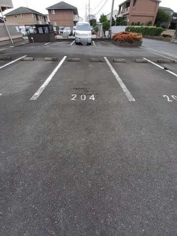 ペルレパークＢの駐車場