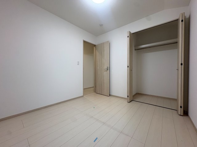 川崎市多摩区東三田２丁目の一戸建ての居間・リビング
