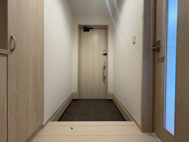 川崎市多摩区東三田２丁目の一戸建ての玄関