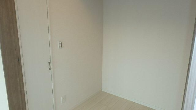 ＨＹ’ｓ　ａｖａｎｃｅｒ王子神谷の洋室
