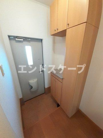 ラジェルⅠの玄関|高崎、前橋のお部屋探しはエンドスケープまで！お客様の理想お聞かせ下さい♪