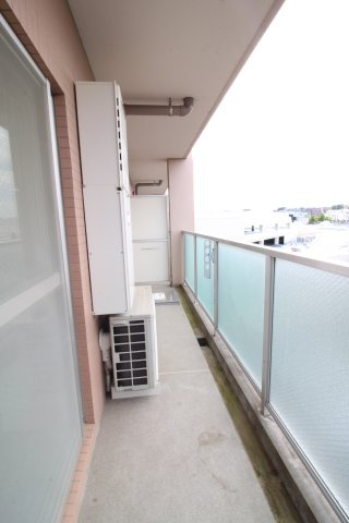 ルミエールヴィラージュのバルコニー|別号室の参考写真。現況優先。