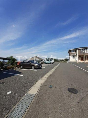 ハント・ポントⅠの駐車場|高崎、前橋のお部屋探しはエンドスケープまで！お客様の理想お聞かせ下さい♪