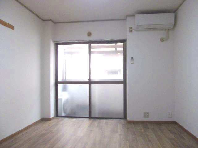 ノーブル中原の居間・リビング|他のお部屋の参考写真となります。