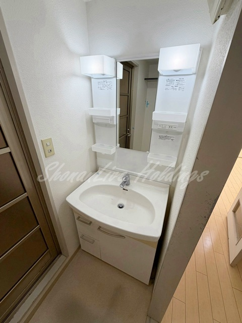 横浜市港南区上永谷４丁目の賃貸マンションの洗面所