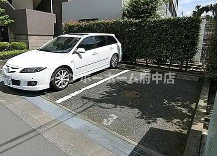 セレーノ武蔵野の駐車場