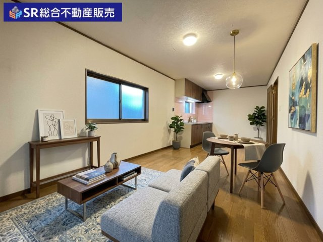 桜町中古テラスハウスの居間・リビング|2Fリビングは12.7帖♪ご家族でゆったりとお過ごしいただけます。（家具はCGによるイメージです。）