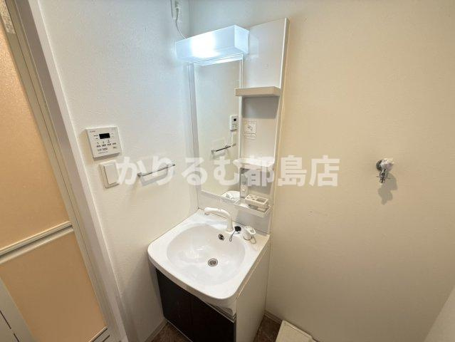 F asecia premierの洗面所
