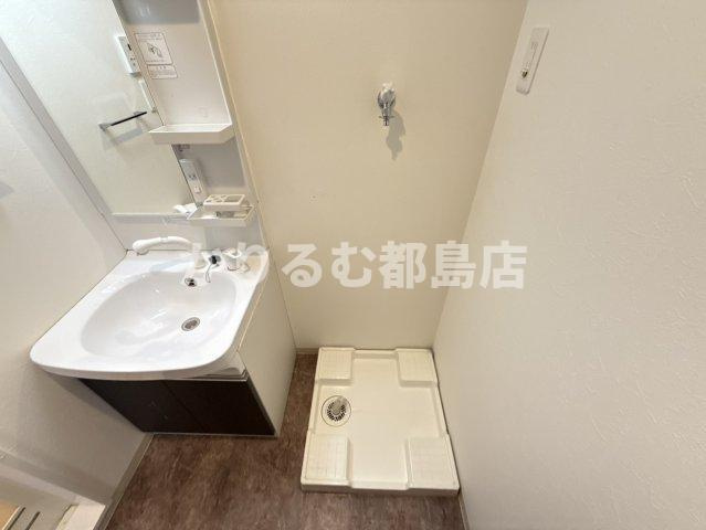 F asecia premierのその他