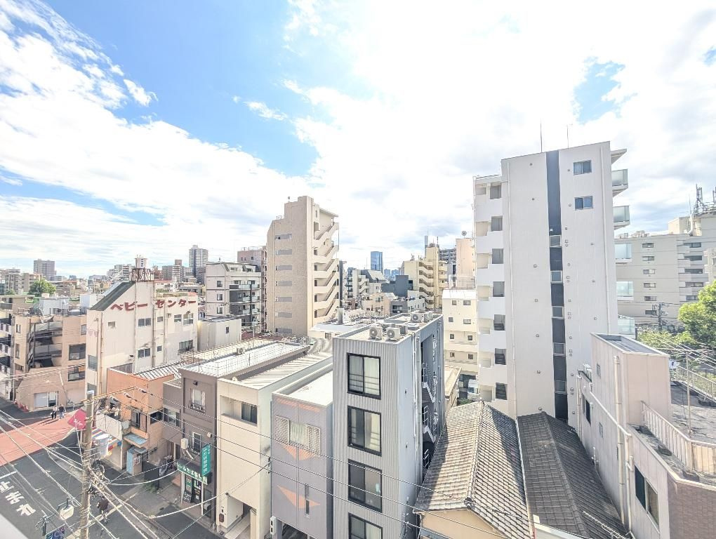 ニューキャピタル滝野川の展望|現地写真

現地ご見学希望・資料請求などお気軽にお問い合わせ下さい！
03-5990-5201