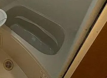 ソリテア中十条の浴室