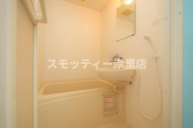 遠里小野４丁目ハイツの浴室