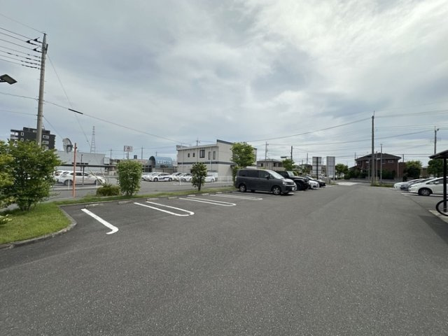 【駐車場】 | ソレイユガーデン | 駐車場