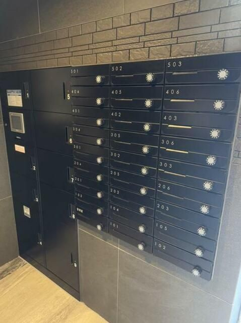 ＬＵＭＥＥＤ志村坂上のその他共用部分