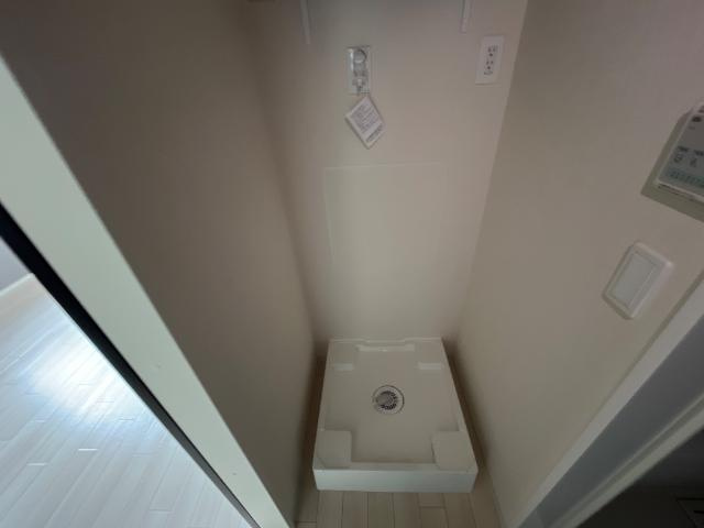 Ｌｉｇｈｔ　ｓｎｏｗの洗面所|室内洗濯機置場