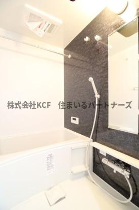 THENOBLES諏訪野町Ⅱの浴室|きれいなお風呂です