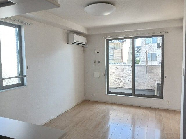 ブリッサ港西Ⅰの居間・リビング