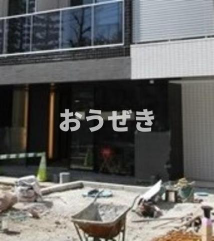 レアライズ清澄白河のエントランス