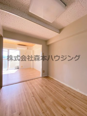 【居間・リビング】 | 　ビレッジハウス春日Ⅰ　2号棟 | 使い勝手のいいキッチンスペースです
