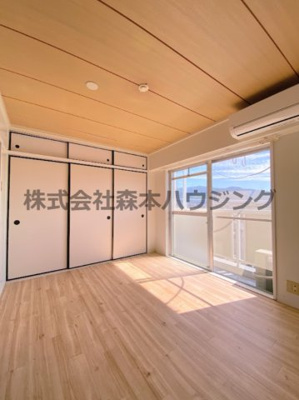 【洋室】 | 　ビレッジハウス春日Ⅰ　2号棟 | 明るい洋室です