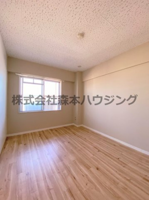 【洋室】 | 　ビレッジハウス春日Ⅰ　2号棟 | 個人の部屋や寝室として使える洋室です