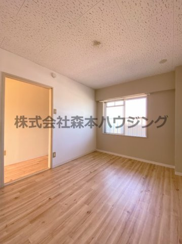 【洋室】 | 　ビレッジハウス春日Ⅰ　2号棟 | おしゃれな洋室です