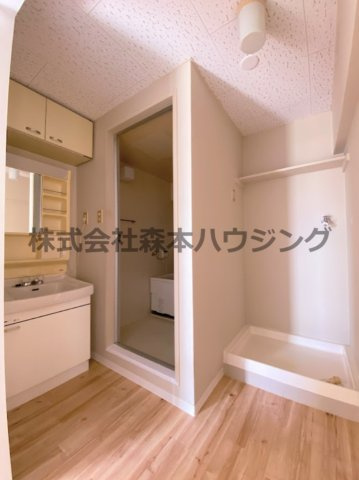 【洗面所】 | 　ビレッジハウス春日Ⅰ　2号棟 | 忙しい朝には欠かせない洗面所です