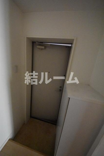 板橋区成増３丁目のアパートの玄関