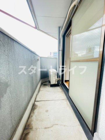 大阪市東淀川区東中島１丁目の賃貸マンションのバルコニー