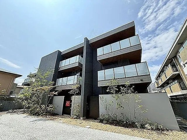 WING TOWA MAISON