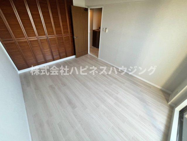リアライズ柏Ⅰの洋室