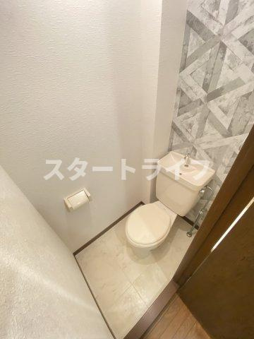 大阪市淀川区木川東１丁目の賃貸マンションのトイレ