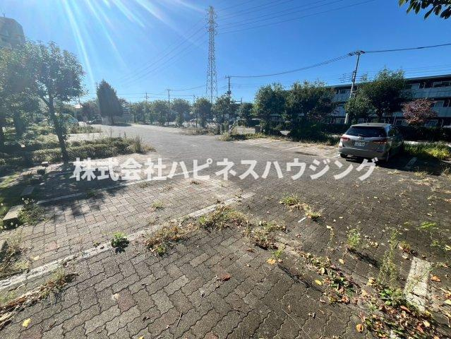 リアライズ柏Ⅰの駐車場