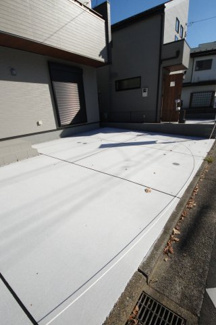 【駐車場】 | 【仲介手数料無料！！】府中市天神町4丁目　新築戸建て（全5棟）2号棟　6290万円