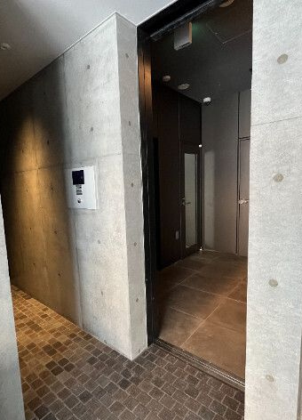 GrandeMaison浅草合羽橋のエントランス