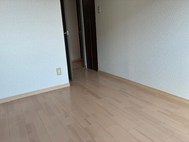 宝マンション一宮の洋室