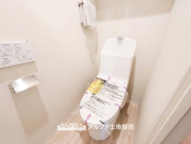 ダイアパレス青梅新町のトイレ|【Clean Restroom】◆毎日使う場所を心地よく◆
新規リノベーションで生まれ変わったトイレ。清潔感のある空間で、毎日の生活を快適に支えます。