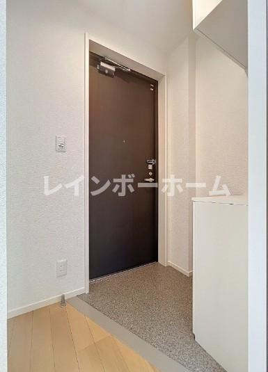 タウニードエルの玄関