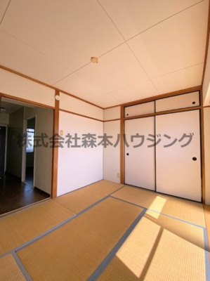 【寝室】 | 　ビレッジハウス春日Ⅰ　1号棟 | 落ち着いて過ごせるお部屋なので、寝室にいかがでしょうか